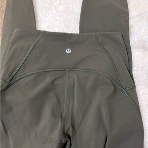 Lululemon Wunder Train High-Rise Tight 25" Size 6 - Dark Olive